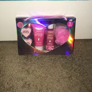 5 Piece BFF Beauty Bath Set